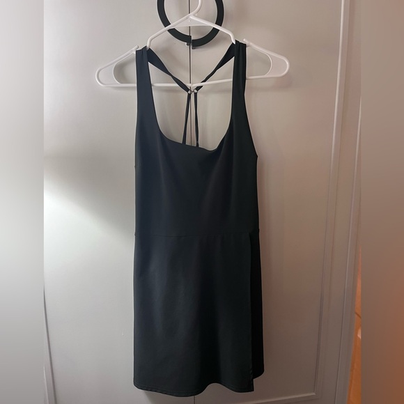 Abercrombie & Fitch Women’s Black Traveler Wrap Mini Athletic Dress - Picture 3 of 6